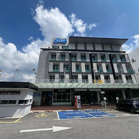 The Concept Hotel Melaka City Exterior foto